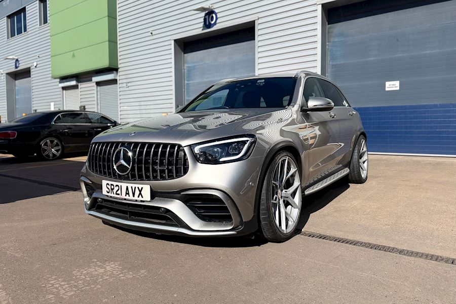 Mercedes GLC63 AMG installed with Vossen HF-5 wheels